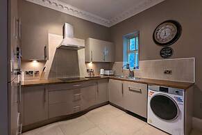 Stunning & Modern 2BD Flat - Manchester!