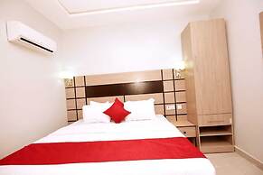 Iris-gold apartments