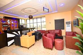 Iris-gold apartments