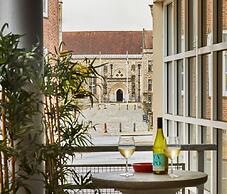 Castle Retreat City Centre Near Train & Parking