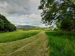 Abhainn Ri Cottages