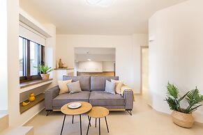 Antigoni's Seaside Lodge