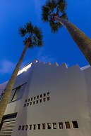 Antigoni's Seaside Lodge