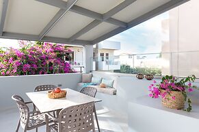 Antigoni's Seaside Lodge