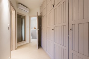 Antigoni's Seaside Lodge