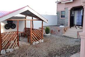 Lux Suites Mara Holiday Homes