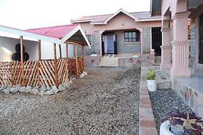 Lux Suites Mara Holiday Homes