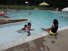 Wilderness Presidential Resort Cabins