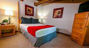 Wilderness Presidential Resort Cabins