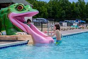 Wilderness Presidential Resort Cabins