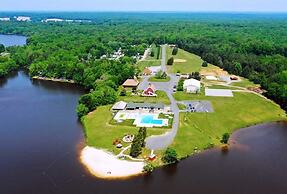 Wilderness Presidential Resort Cabins