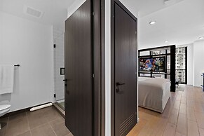 Exquisite Bay View Studio at Miami