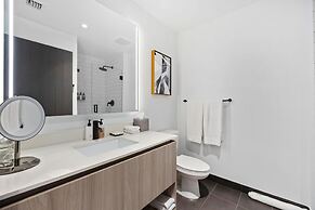 Exquisite Bay View Studio at Miami