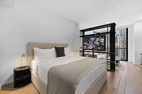 Exquisite Bay View Studio at Miami