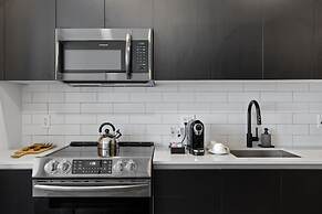 Exquisite Bay View Studio at Miami