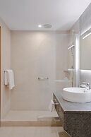 Doubletree By Hilton Addis Ababa Airport
