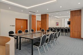 Doubletree By Hilton Addis Ababa Airport