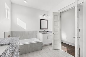 9 Lakeland Drive - Sealove Frangista