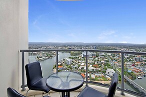 Chevron Renaissance - Wow Stay