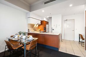 Chevron Renaissance - Wow Stay