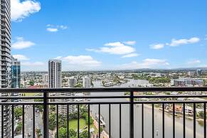 Chevron Renaissance - Wow Stay