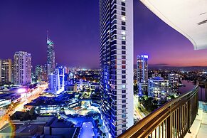 Chevron Renaissance - Wow Stay