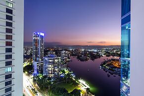 Chevron Renaissance - Wow Stay