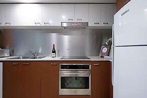 Chevron Renaissance - Wow Stay