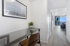 Chevron Renaissance - Wow Stay