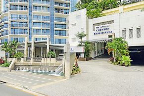 Chevron Renaissance - Wow Stay