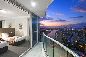 Chevron Renaissance - Wow Stay