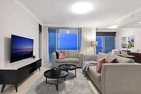 Chevron Renaissance - Wow Stay