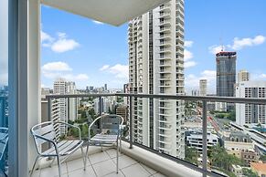 Chevron Renaissance - Wow Stay