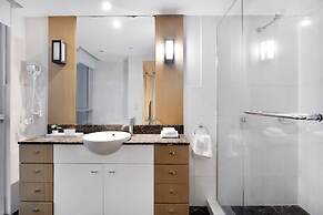 Chevron Renaissance - Wow Stay