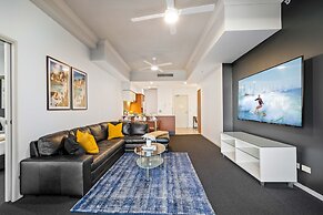 Chevron Renaissance - Wow Stay