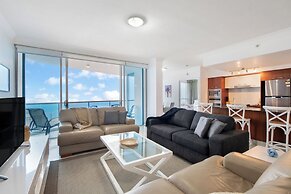 Chevron Renaissance - Wow Stay