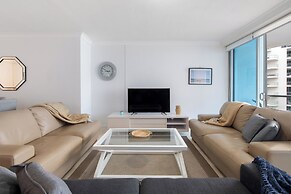 Chevron Renaissance - Wow Stay