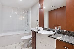 Chevron Renaissance - Wow Stay