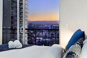 Chevron Renaissance - Wow Stay