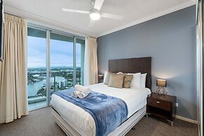 Chevron Renaissance - Wow Stay