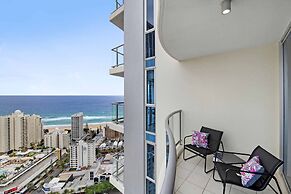 Chevron Renaissance - Wow Stay