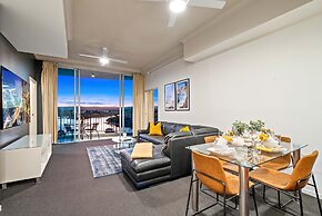 Chevron Renaissance - Wow Stay