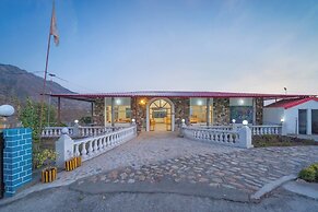 Paatli Fort Estate Resort