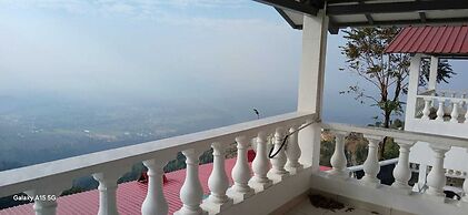 Paatli Fort Estate Resort