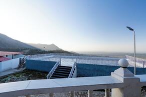 Paatli Fort Estate Resort