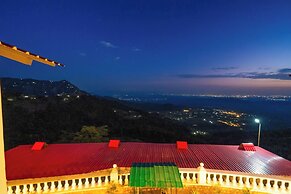 Paatli Fort Estate Resort