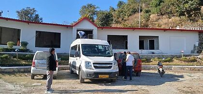 Paatli Fort Estate Resort