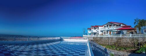 Paatli Fort Estate Resort