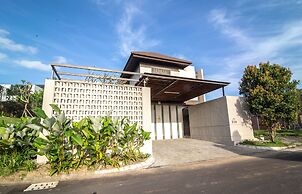 Tridi Beach Villa by Nagisa Bali