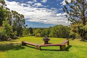 Noosa Hinterland Escape